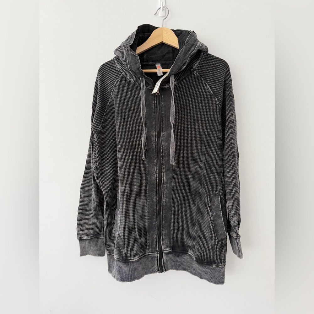 Mono B Juno Waffle Full Zip, washed Black, Size Med